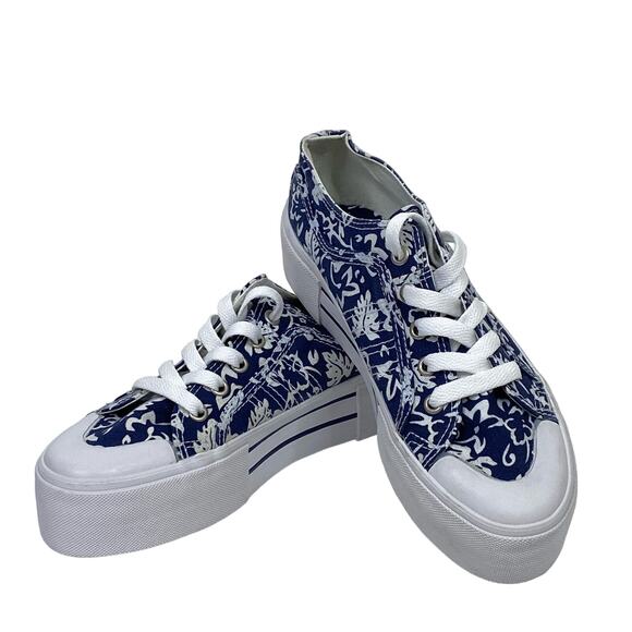 SOHO Hawaiian Print Platform Sneakers Women 7 Blue White Tropical Floral Summer - Picture 2 of 9